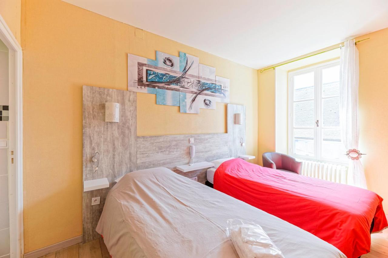 Logis Hotel De France Arudy Bagian luar foto