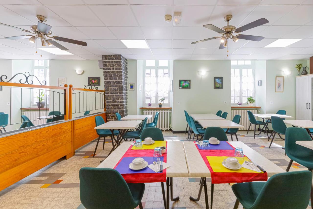 Logis Hotel De France Arudy Bagian luar foto
