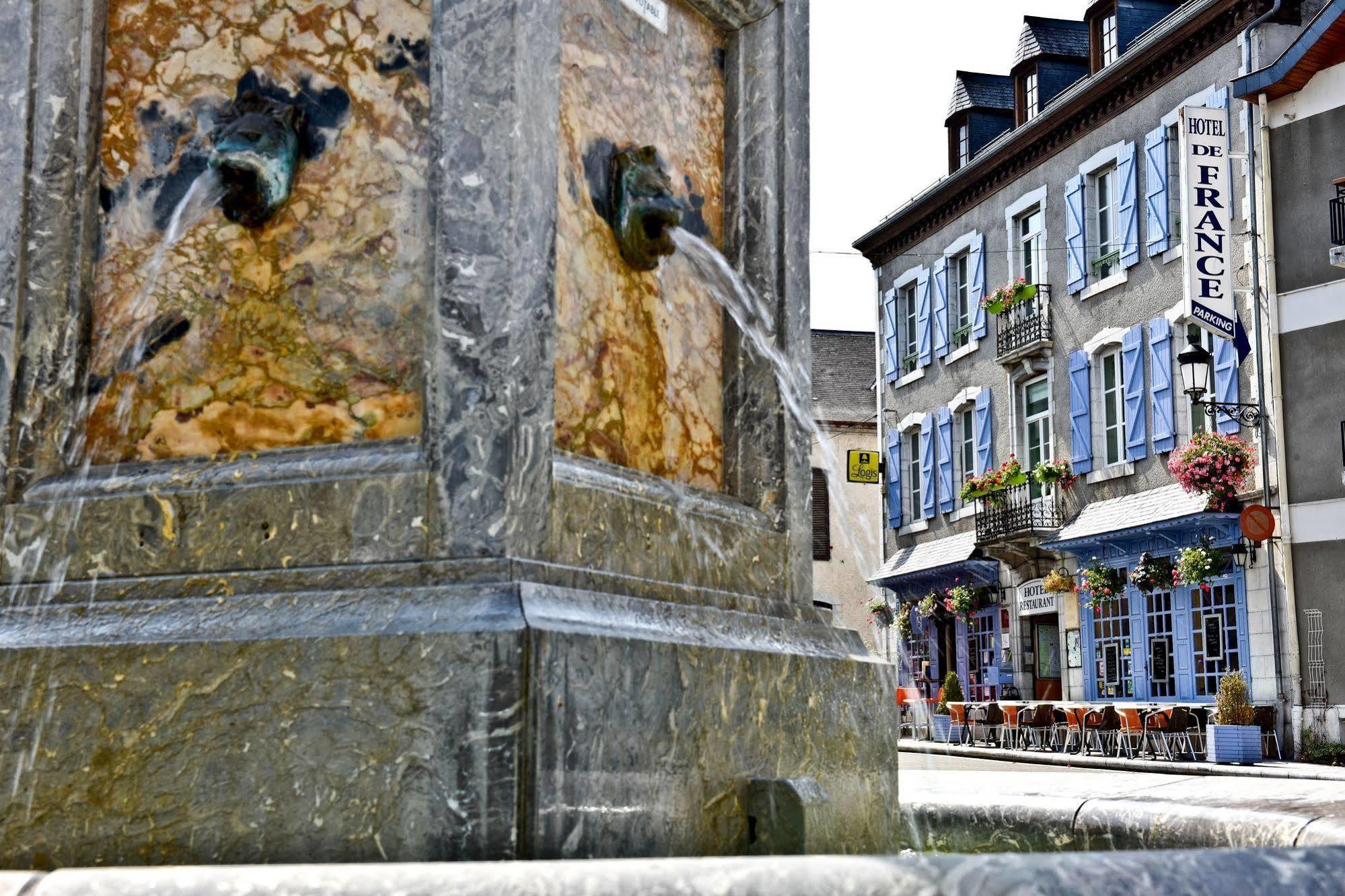 Logis Hotel De France Arudy Bagian luar foto